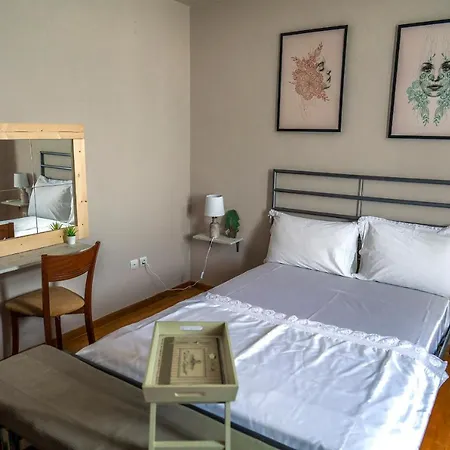 بيت للعطل Chariklia's House With Private Pool *