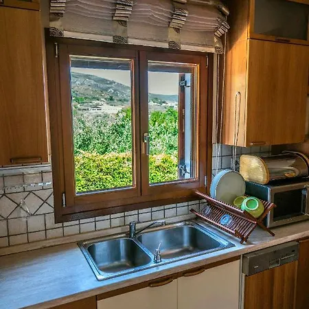 بيت للعطل Chariklia's House With Private Pool