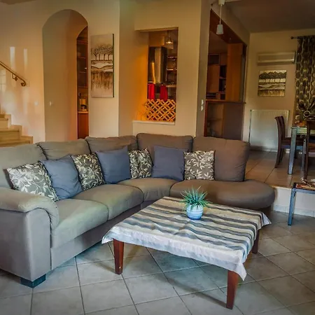 Ferienhaus Chariklia's House With Private Pool